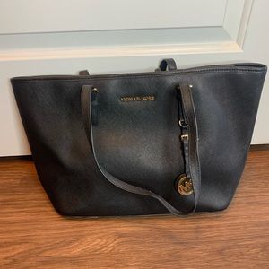 Michael Kors Black Tote Purse
